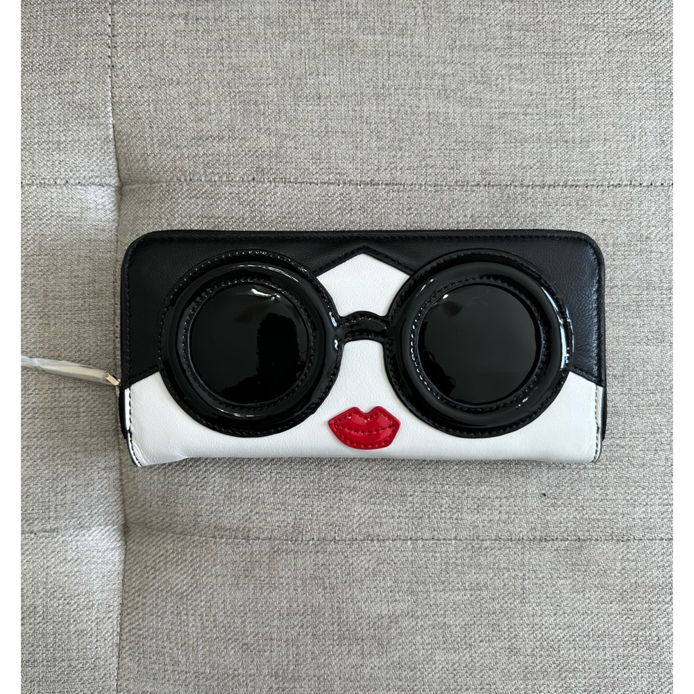 NWT New Alice + Olivia “Stace Face” Long Wallet Leather & Patent Leather